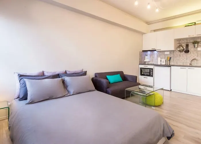 Treat Yourself W. This Central City-Break Studio!